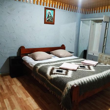 Hotel V Ulyanu Jaremcze Zewnętrze zdjęcie