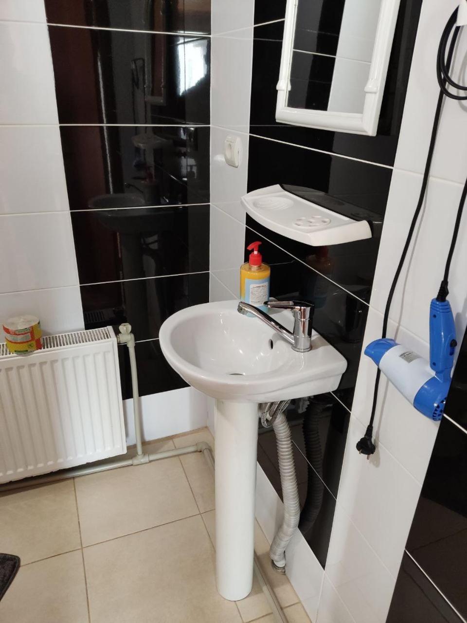 Hotel V Ulyanu Jaremcze Zewnętrze zdjęcie